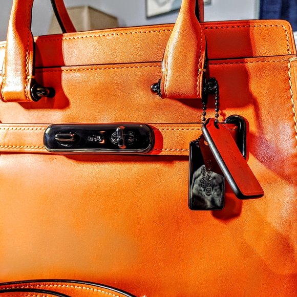 NWOT - RARE COACH MANDARIN SWAGGER 27 IN GLOVETANNED LEATHER (F12111) - Picture 3 of 8